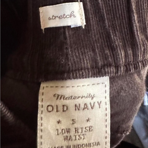 2009 Old Navy Low rise Maternity Corduroy Pants - Picture 2 of 5